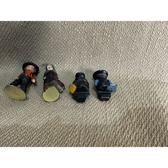 Vintage Cast Iron Amish Family Figurine Set of 4 Mini Shelf Sitters and Figures - Picture 7 of 10